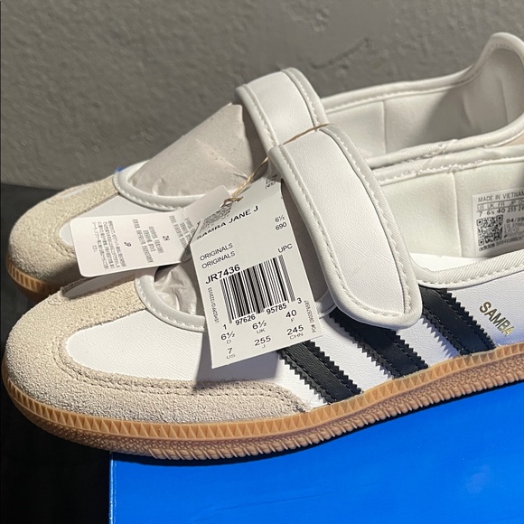 Adidas Samba Jane White and Black Sneakers - Picture 3 of 6